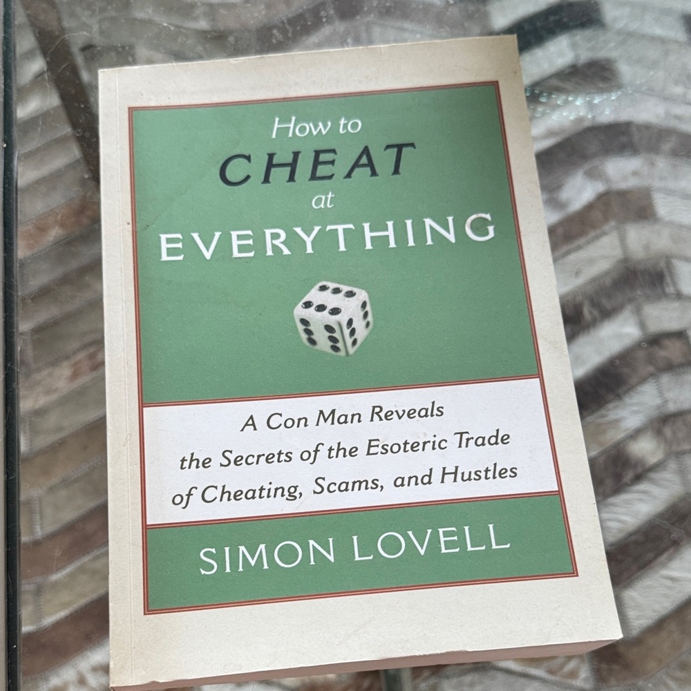 GREAT GIFT OR COFFEE TABLE BOOK. How to Cheat at Everything Book